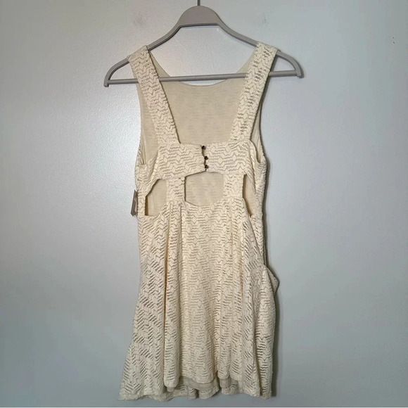 Free People Poppy Lace Mini Dress NWT Tea Cream Size Medium Lined Pockets Nylon - Picture 3 of 12